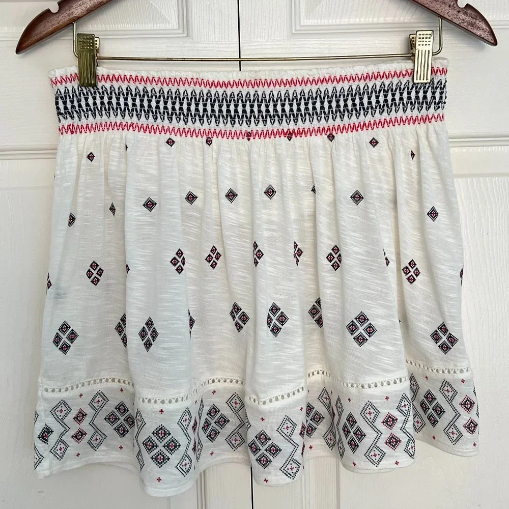 Cape Juby Pull-On Cream Embroidered Geometric Print Skirt-Size S